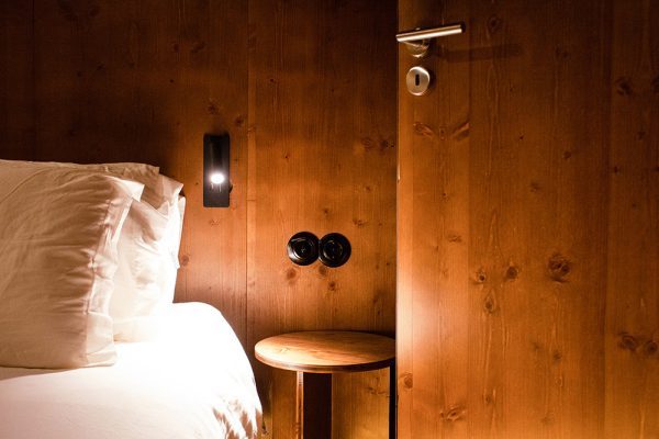 thezero_hotels_coimbra_sleep_0008 ZERO Box Lodge é um novo conceito de alojamento na cidade de Coimbra. Sai da caixa e deslumbra-te com o que a cidade tem para oferecer.